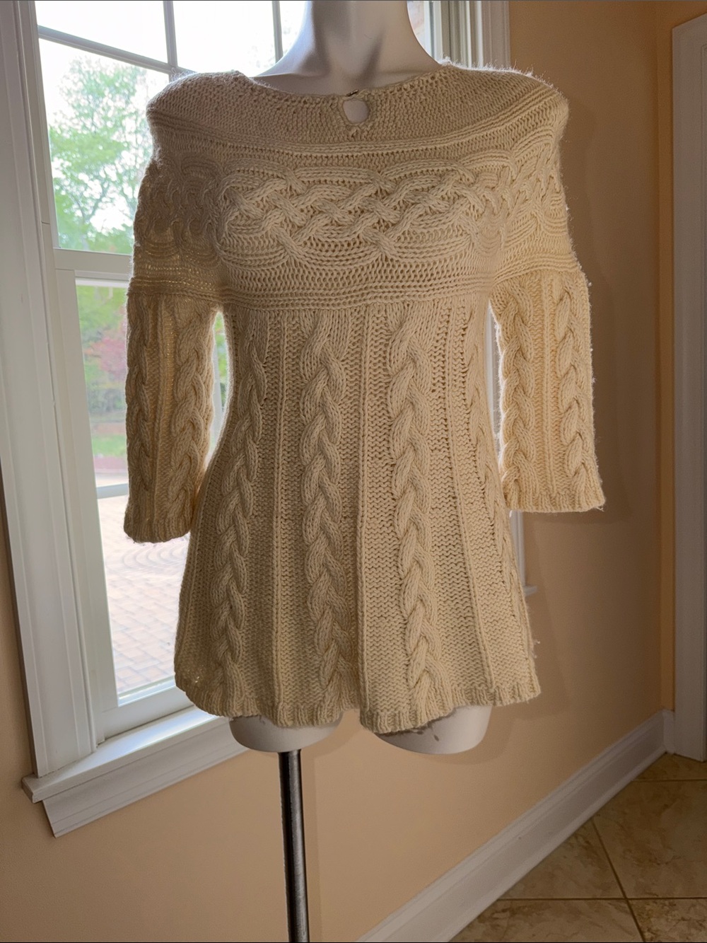 GAP Ivory Braided Scoop-Neck Knit Sweater